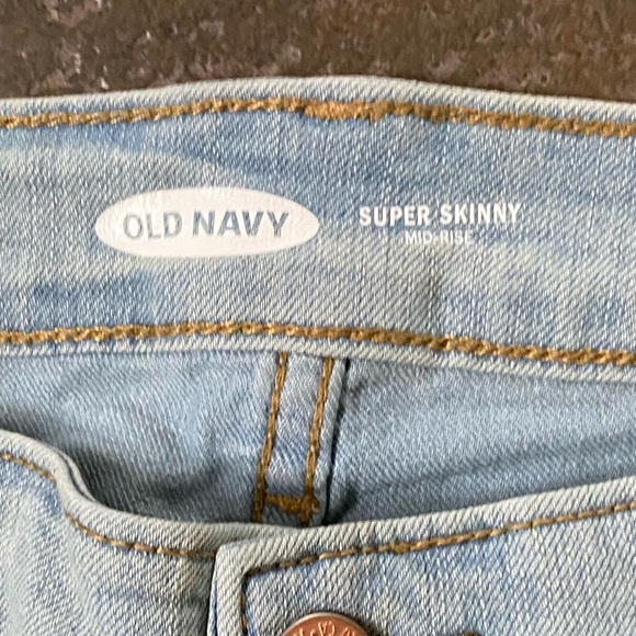 ON Mid-Rise Super Skinny Jeans in Ice Blue - NWT - Picture 14 of 16